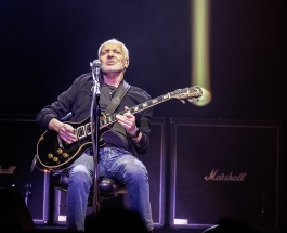 Peter Frampton Comes Alive Again and Again at the Genesee Theater